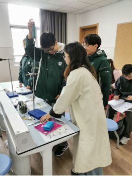 2025-11-04 19:44:54.664000