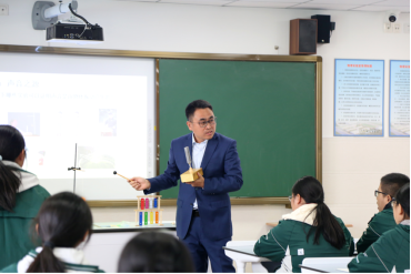 2025-11-04 19:45:51.225000