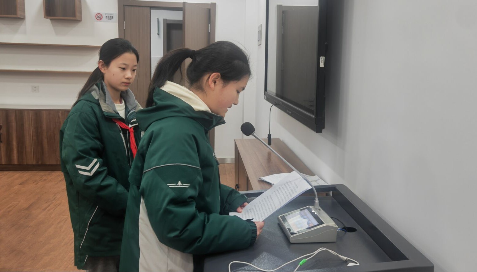 小小演说家.JPG