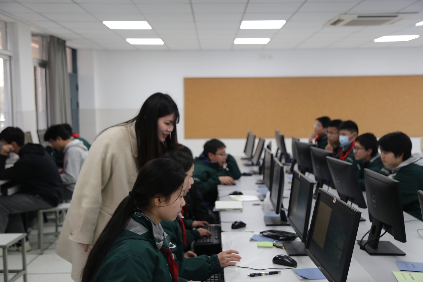 人工智能社团.JPG