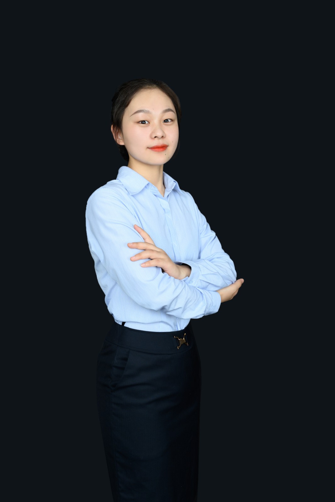 张婕.jpg